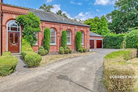 Chapel Mews, Woodford Green, IG8