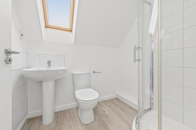3 bed Town House for sale Image 11