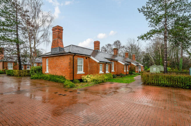 1399746-1-6970ccd...