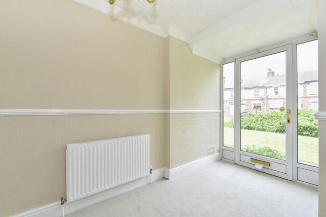 2 bed Detached Bungalow for sale Image 7
