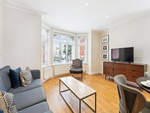 1 bed flat to rent Links Rd, London SW17