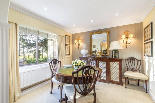 2 bed Apartment for sale Image 4