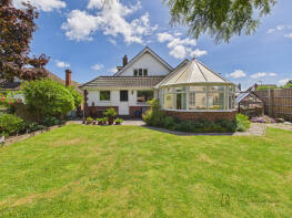 6, Sinah Lane, Hayling Island PO11 0EY