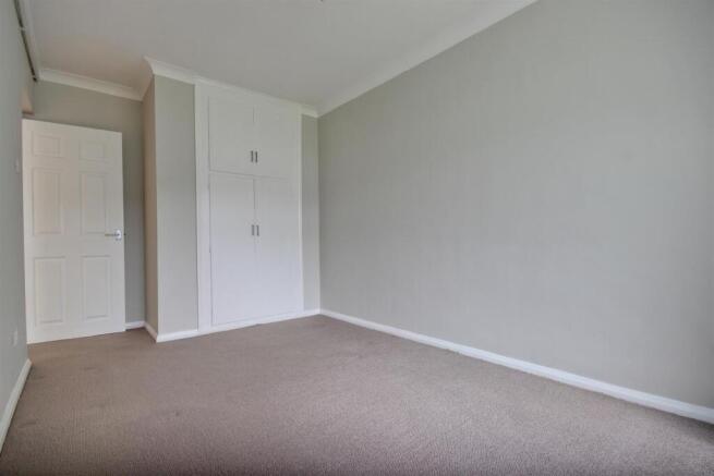 1 bed Apartment for sale Image 5