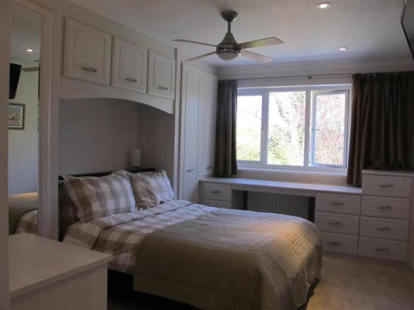 Bedroom.JPG