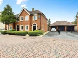 65, Wheatcroft Way, Swindon SN1 2RD