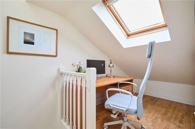2 bed Town House for sale Image 9