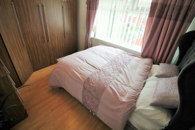 Bedroom 2 (Double)