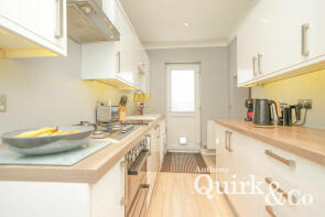 4, Landsburg Road, Canvey Island SS8 8HN