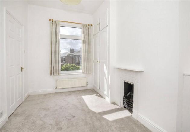 3 bed Terraced for sale Image 10