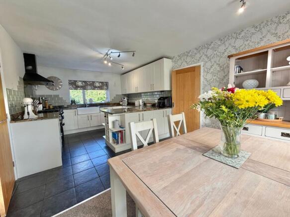 Dining Kitchen