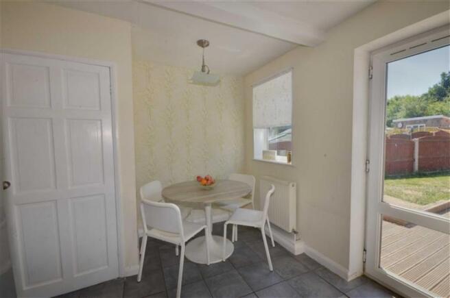 BREAKFAST KITCHEN
