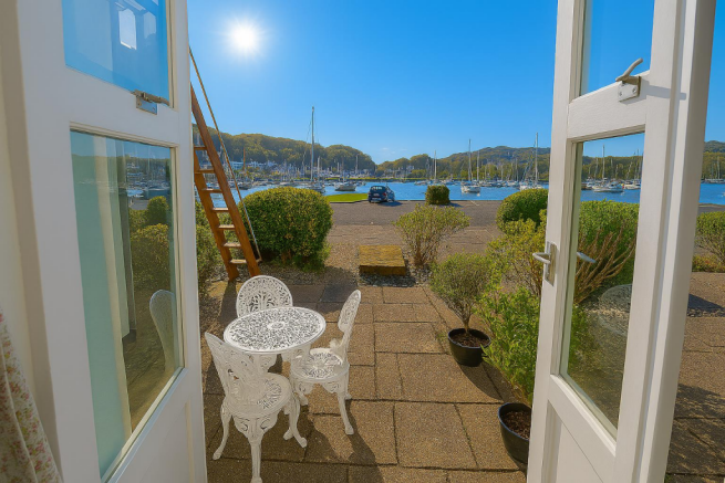 French doors to harbourside .png