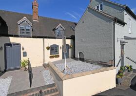 6, Bull Ring, Claverley WV5 7DT