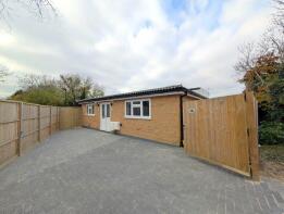 15, Invicta Close, Feltham TW14 9RP
