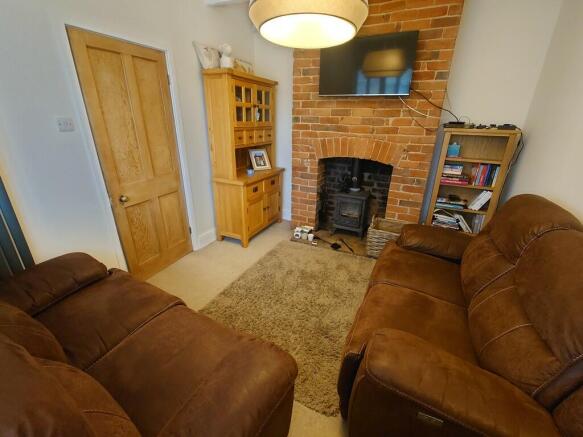 Photo 3