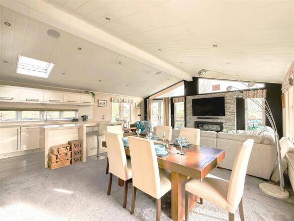 3 bed Lodge for sale Image 6