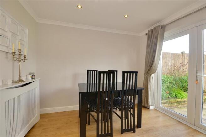 Kitchen/ Dining Area