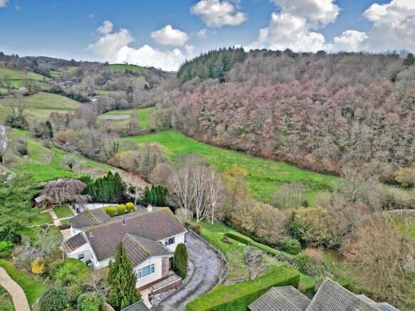 High Close, Bovey Tracey, TQ13 photo 4