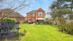 The Silvers, Pottery Lane, Halstead CO9 3EU