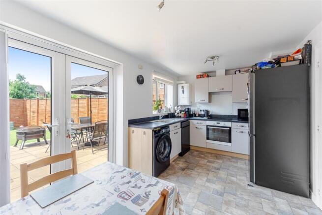 Tiger Moth Road, Weston-Super-Mare, BS24 photo 4
