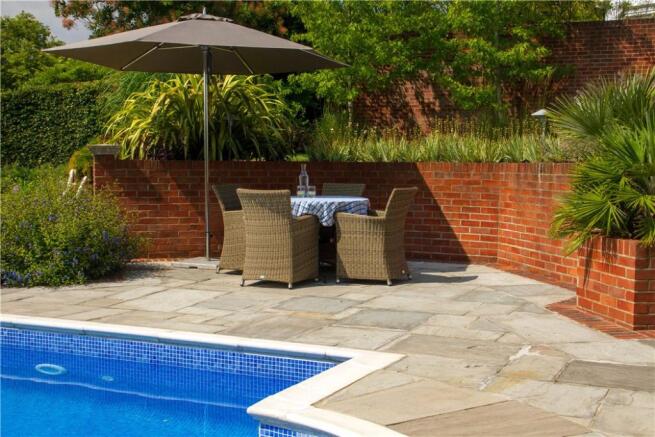 Poolside Dining