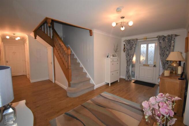 Entrance Hall 2.jpg