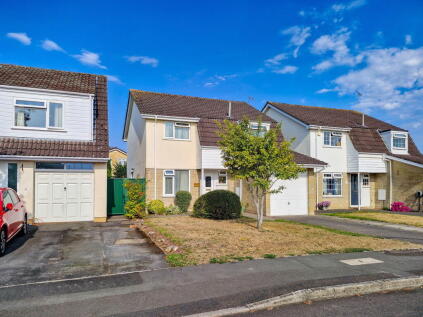 Walnut Close, Nailsea - a desirable close off The Perrings