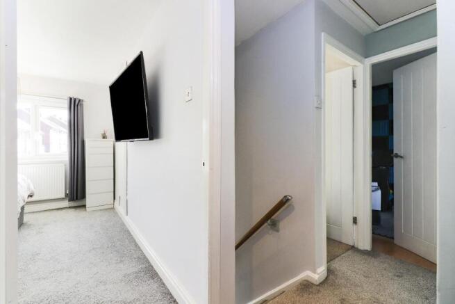3 bed House for sale Image 9