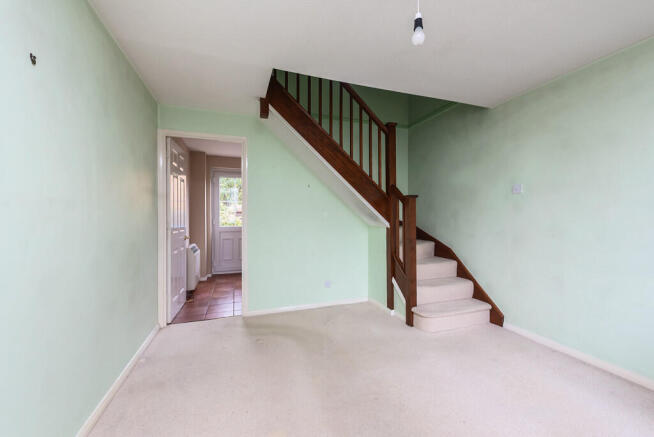 4 Thorburn Chase ...