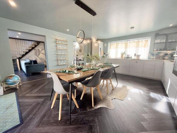 Kitchen Diner