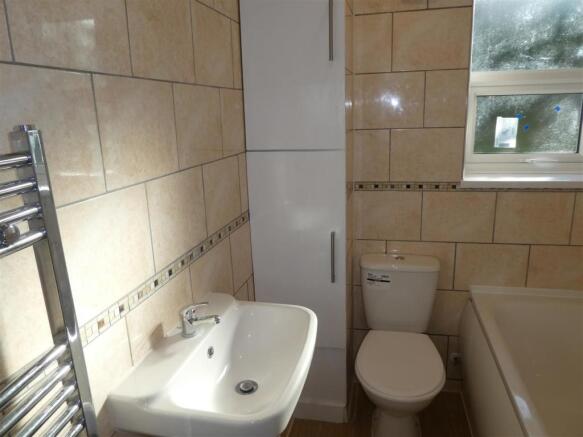 bathroom.JPG