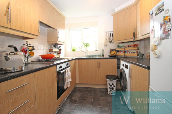 Apartment 1,Sandown House, 52 Snowberry Road, Newport, Isle of Wight photo 4