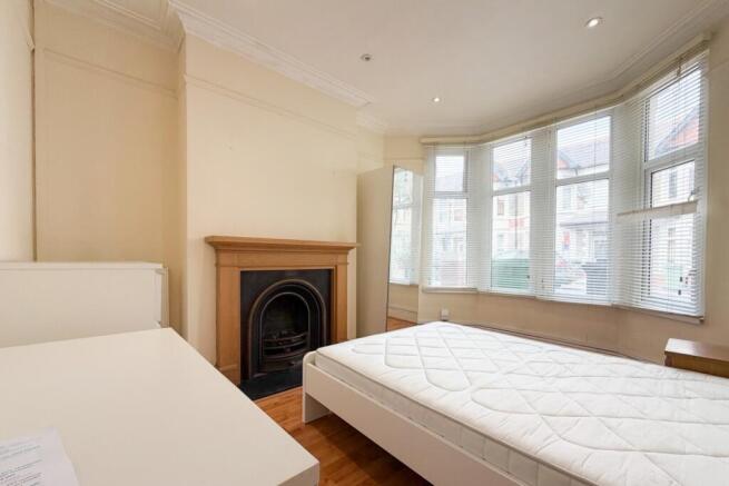 Lrg_Call 02920 668585 to secure your viewing _2