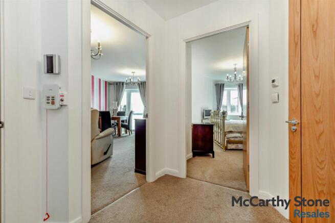 1 bed Apartment for sale Image 9