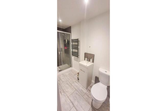 Master En-suite