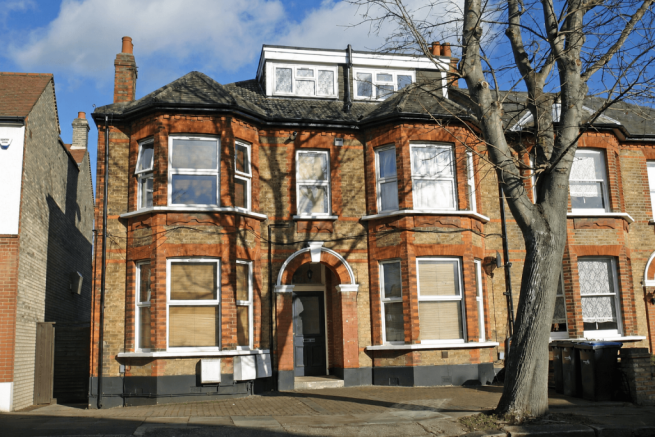Duplex 1 bed flat with separate office space