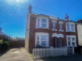 8, Cotswold Road, Clacton-on-sea CO15 3RP