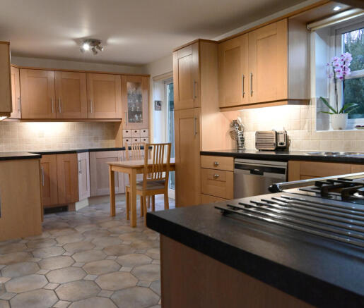 Family Size Kitchen