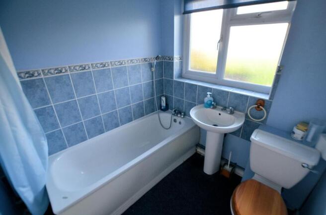 Bathroom.jpg
