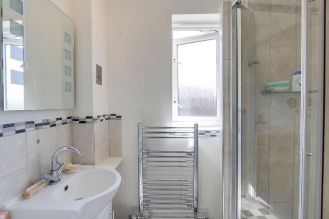 Master bedroom En...