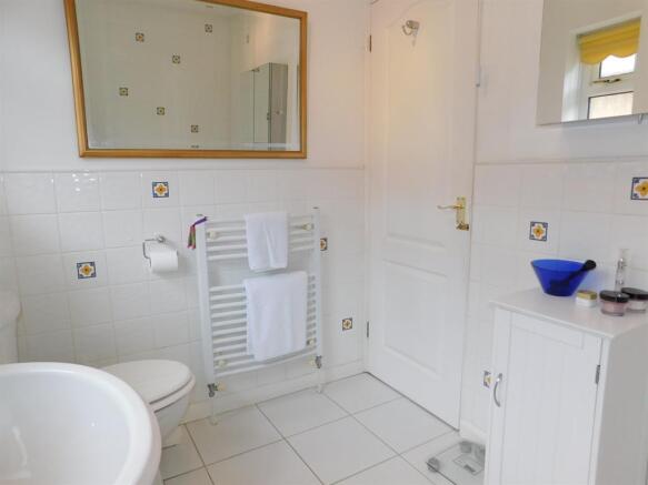 Bathroom 2
