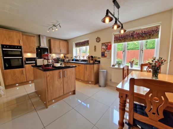 Kitchen/ Diner
