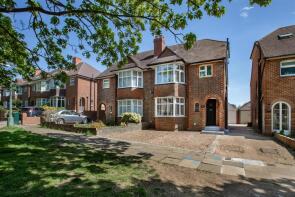 117, Holmes Avenue, Hove BN3 7LF
