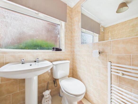 3 bed Semi-Detached for sale Image 5