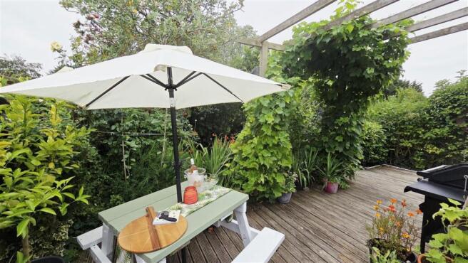 Al Fresco Dining