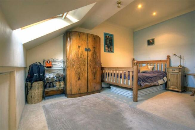 Photo 11