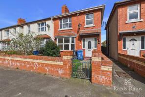 8, Buckley Avenue, Rhyl LL18 1DW
