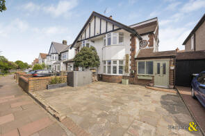 72, Willersley Avenue, Sidcup DA15 9EN
