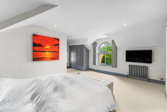 3 bed Penthouse for sale Image 6